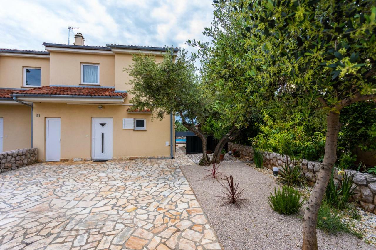 Pianka Villa